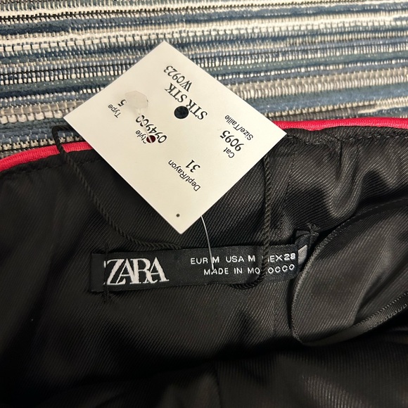 🆕Zara Strapless Faux Leather Black Mini Dress With Pink Satin Piping Size US M - Picture 7 of 8